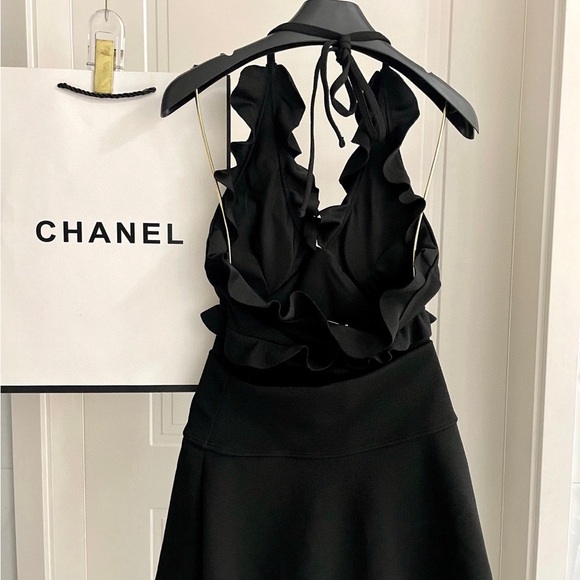 CHANEL Black Ruffled Backless Swimwear - Picture 4 of 8